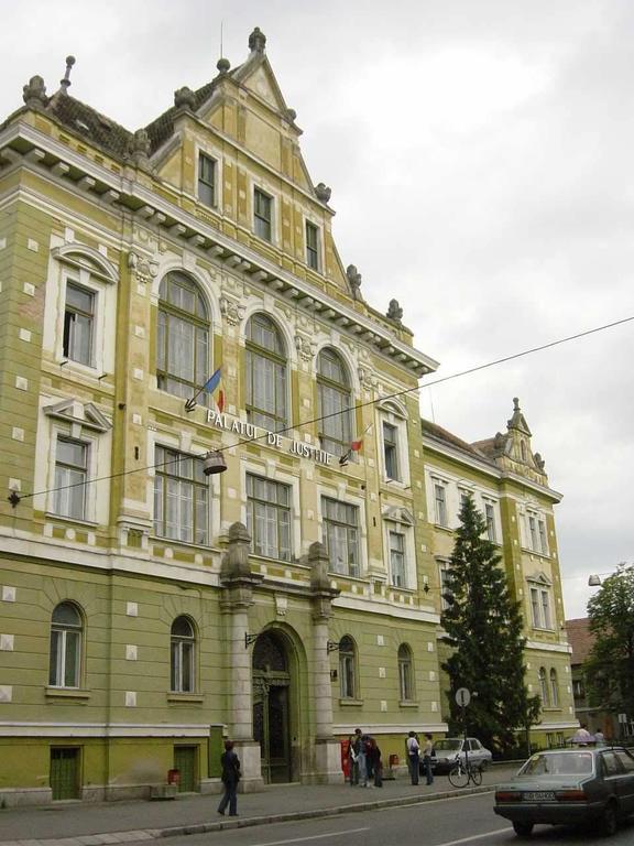 Central City Ap Sibiu Exteriér fotografie
