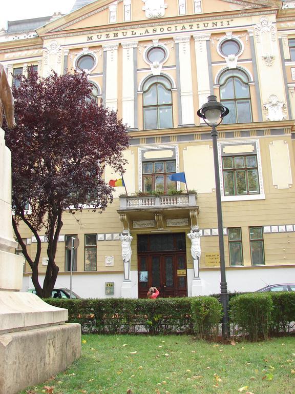 Central City Ap Sibiu Exteriér fotografie